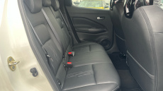 Nissan Juke 1.6 Hybrid Tekna 5dr Auto Hybrid Hatchback